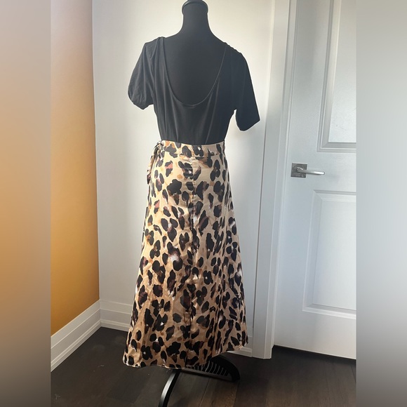 Leopard high/low wrap maxi skirt size size xl item 05-22 - Picture 4 of 5
